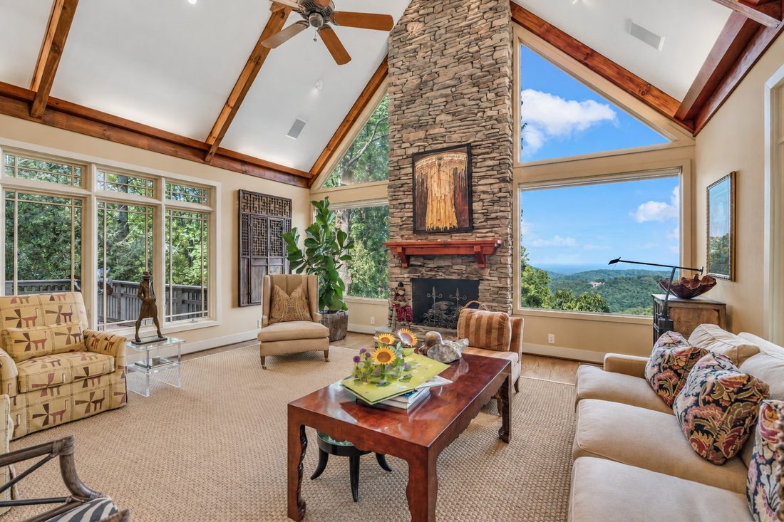 King-post trusses over the living room