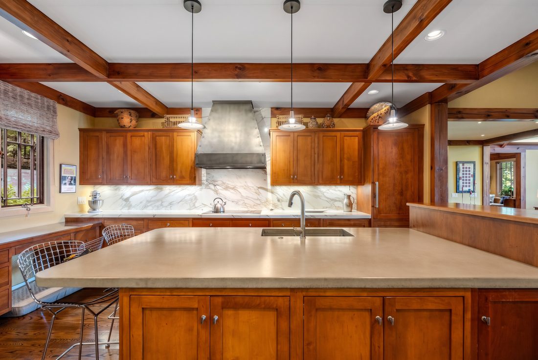 Kitchen, wide