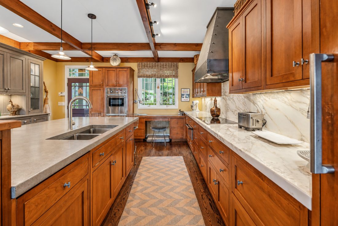 Galley and wall ovens