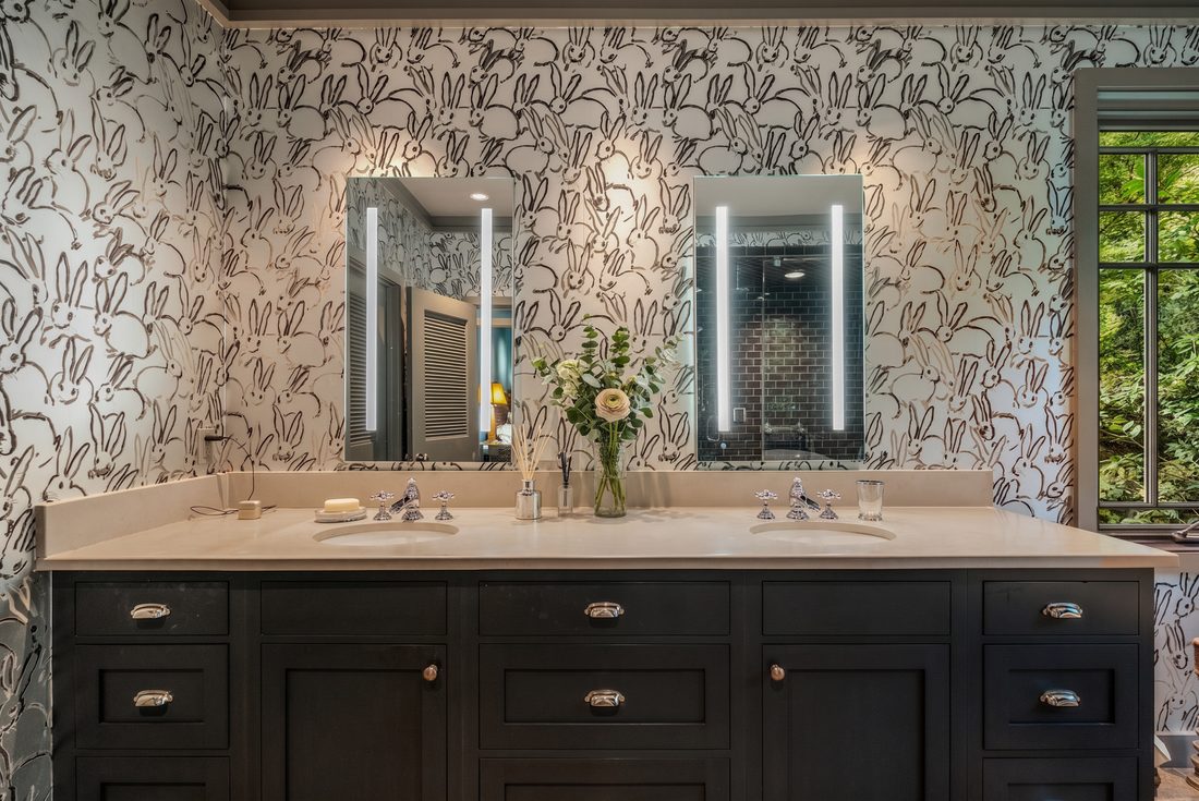 Primary bath, vanity